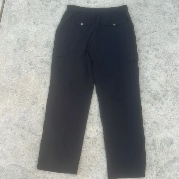 Athleta Women's Vienna Black Lightweight Pull on Cargo Pants Size 14